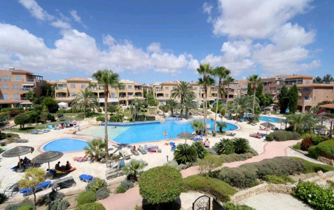 Paphos-Limnaria Garden公寓 外观 照片
