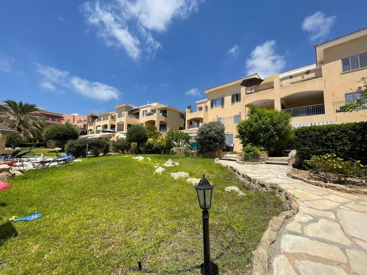 Paphos-Limnaria Garden公寓 外观 照片